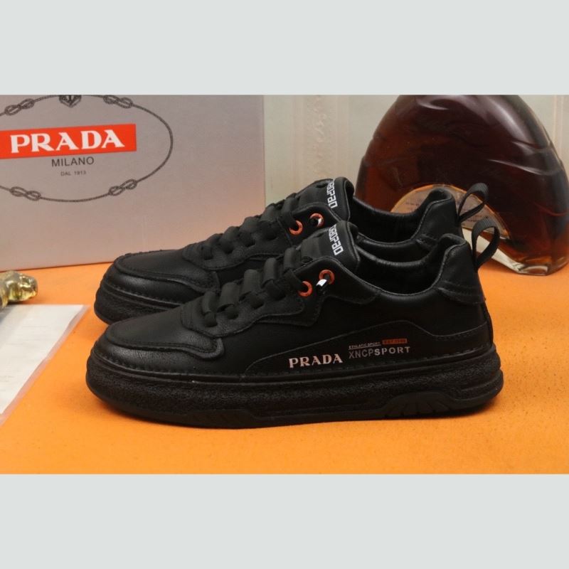 Pra*a sneakers